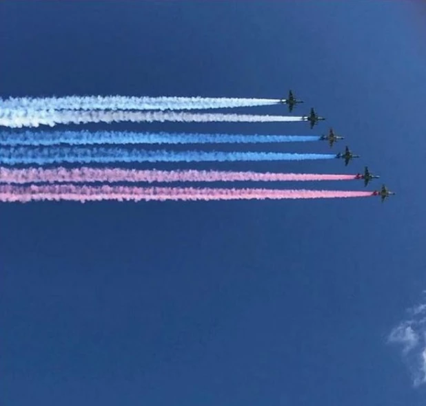 Репетиция несостоявшегося 9 мая авиашоу в Москве.