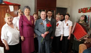 "Алтай-Кокс" поздравил ветеранов и тружеников тыла с Днем Великой Победы.