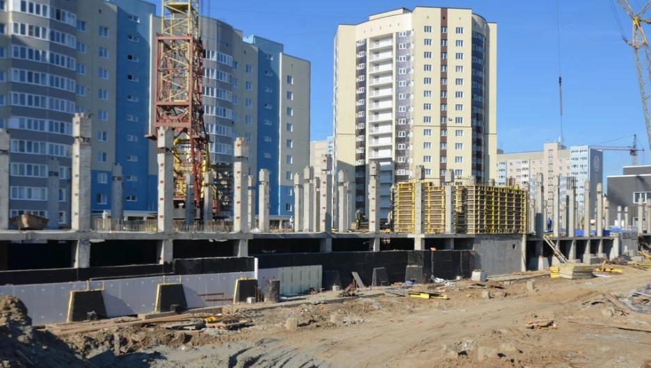 16-этажный дом в районе "Арены" достроят в Барнауле к 2018 году.