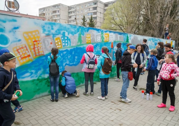 "Алтай-Кокс" провел городской арт-фестиваль.