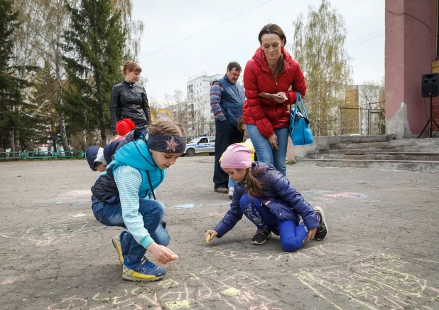 "Алтай-Кокс" провел городской арт-фестиваль.