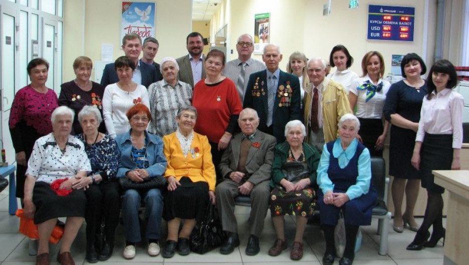 В офисе Банка УРАЛСИБ состоялась  встреча  ветеранов Великой Отечественной войны