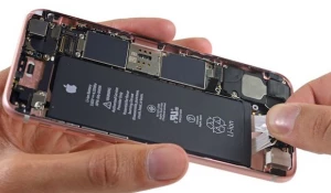 Замена аккумулятора iphone 6.
