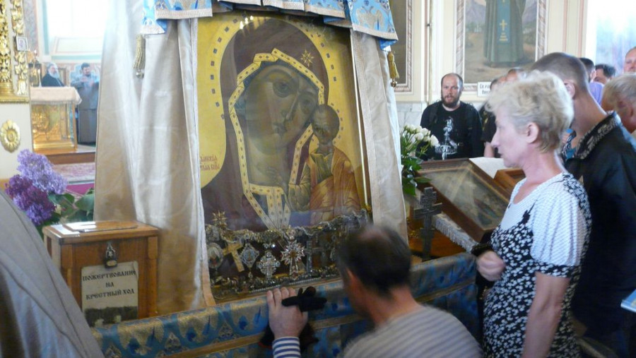 Впервые в Барнаул привезли икону Божией Матери &quot;Табынская&quot;