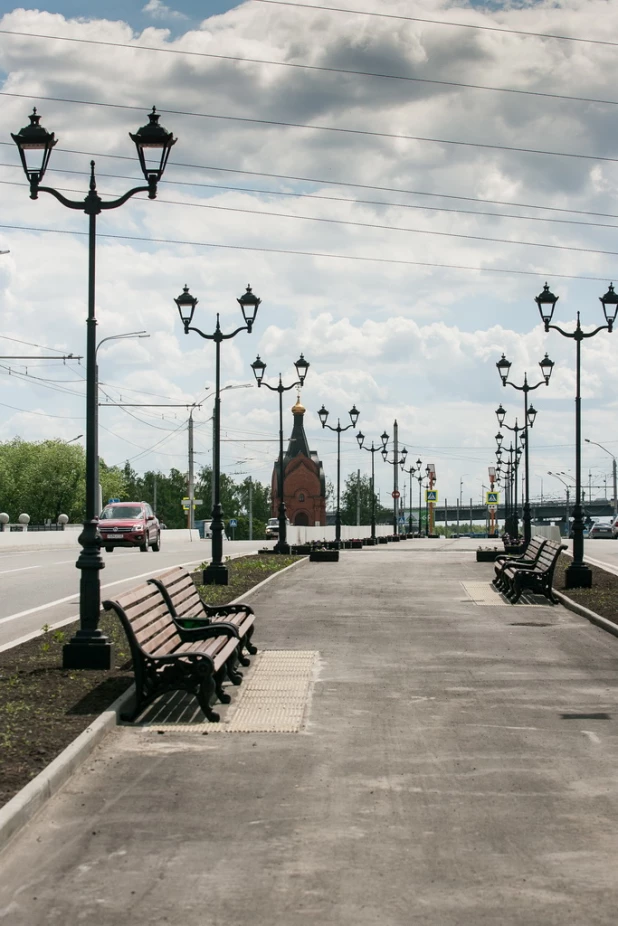 Каким стал мост через Барнаулку. Май 2017 года.