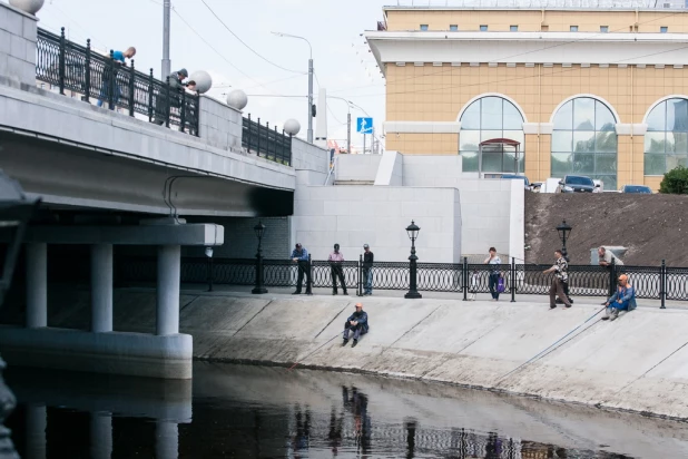 Каким стал мост через Барнаулку. Май 2017 года.