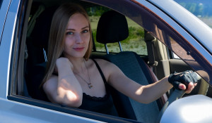 В Барнауле прошли соревнования по автослалому среди девушек. 3 июня 2017 года.