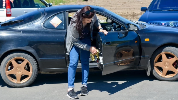 В Барнауле прошли соревнования по автослалому среди девушек. 3 июня 2017 года.