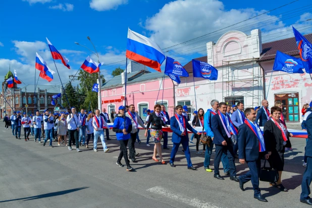 День России в Барнауле. Речной вокзал, 12 июня 2017 года.