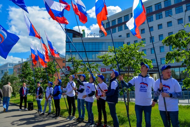 День России в Барнауле. Речной вокзал, 12 июня 2017 года.