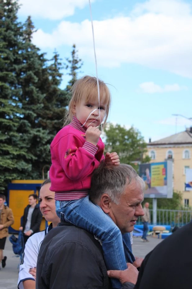 День России в Барнауле. Площадь Сахарова, 12 июня 2017 года.