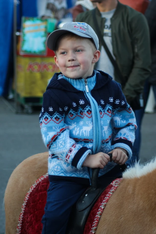 День России в Барнауле. Площадь Сахарова, 12 июня 2017 года.