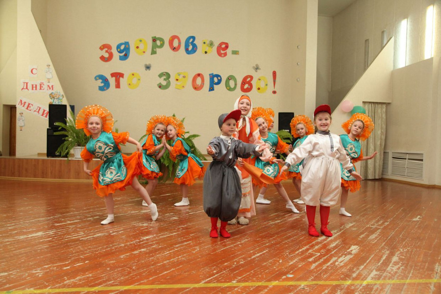 Алтай-Кокс поздравил медработников с профессиональным праздником