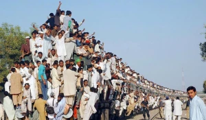 На поезде в Индии.