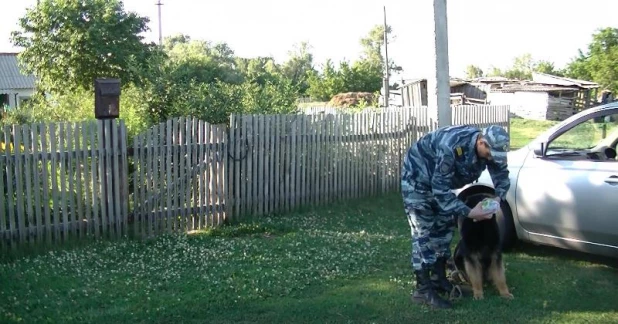 На Алтае  полицейские раскрыли квартирную кражу по горячим следам.