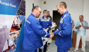 На Алтай-Коксе прошел конкурс профессионального мастерства для студентов.
