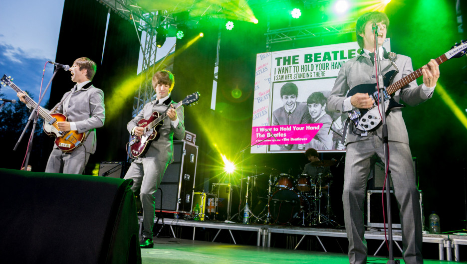 "Двойники" The Beatles — московская группа The BeatLove.