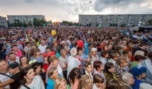 День металлурга.