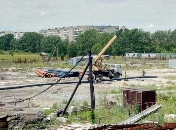 В ЖК "Демидов парк" проводят электричество.