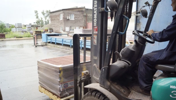 Процесс производства тротуарной плитки.