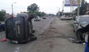 ДТП в Бийске на улице Вячеслава Шишкова. 13 июля 2017 года.
