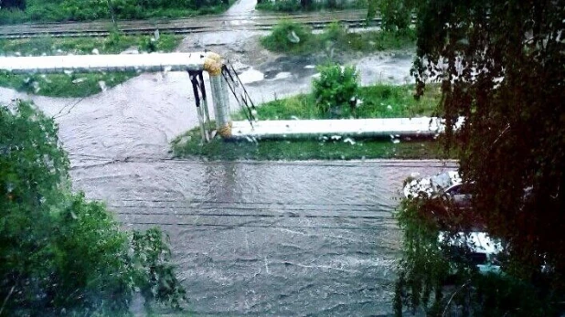 Дождь в Бийске. 13 июля 2017 года.