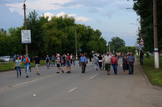 День металлурга в Заринске.