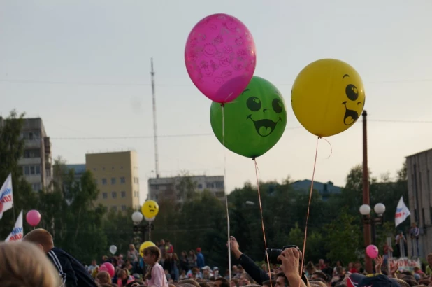 День металлурга в Заринске.