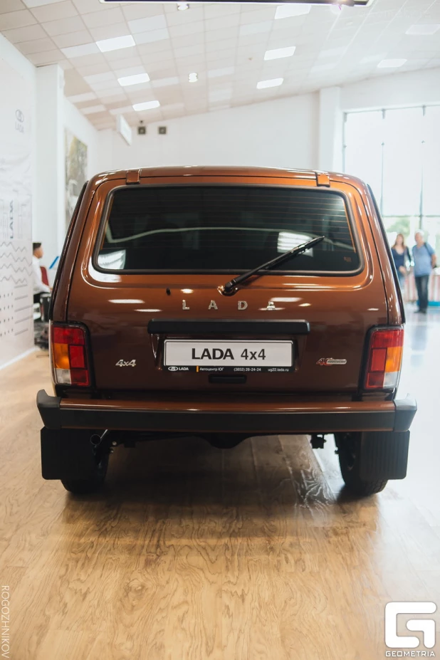 40-летний юбилей легендарного отечественного внедорожника Lada 4x4. 