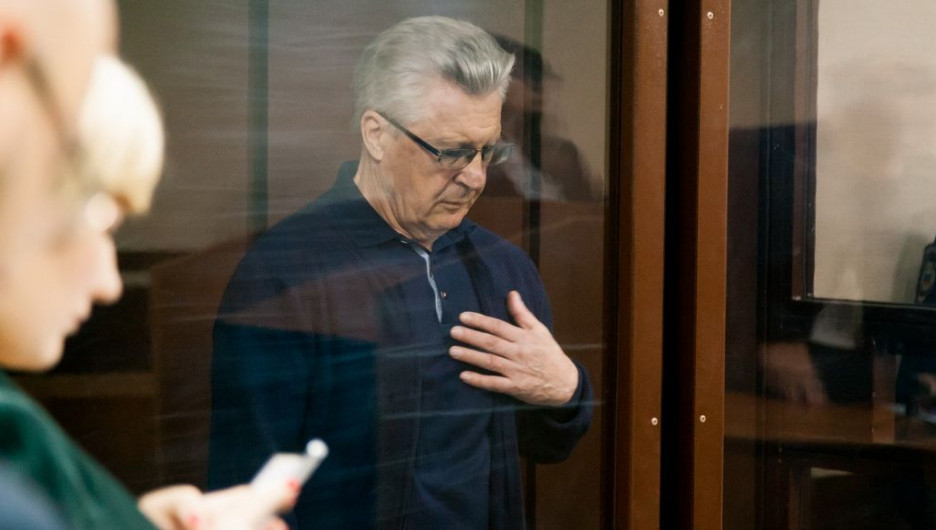 Суд вынес приговор Юрию Денисову.