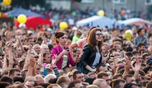 День металлурга.