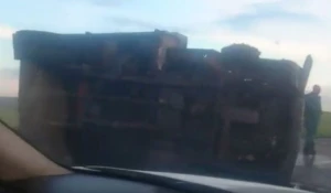 На алтайской трассе сгорел грузовик