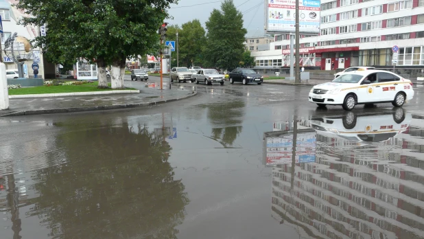 Вода на Красноармейском