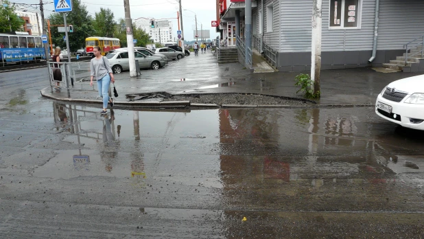 Вода на Красноармейском