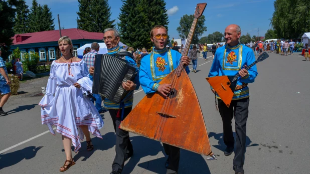 "Шукшинские дни на Алтае" в Сростках. 