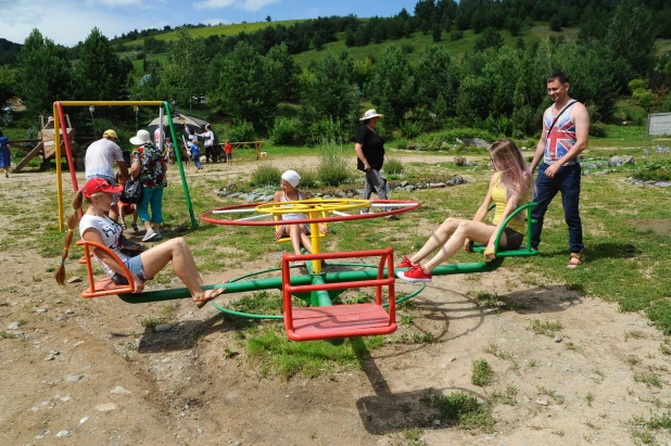 В "Алтайском холмогорье" впервые прошел гастрономический фестиваль 