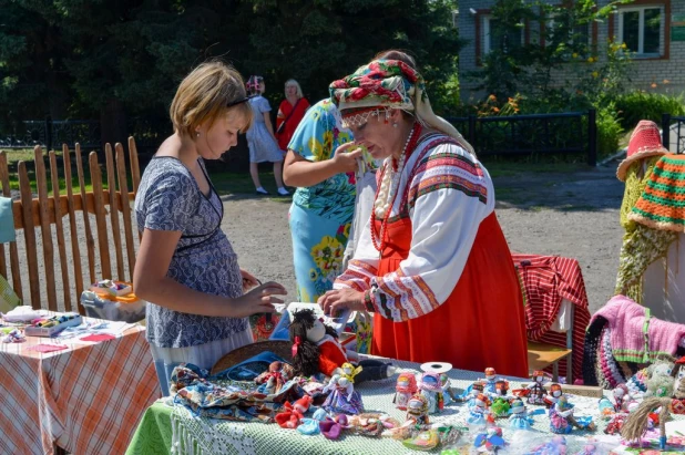 Ярмарка в Сростках. 2017 год.