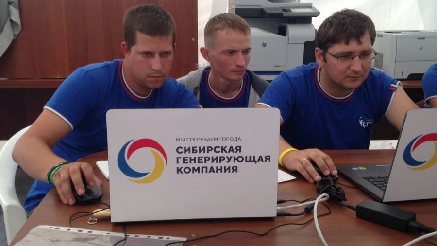 Команда молодежного актива Алтайского филиала Сибирской генерирующей компании.