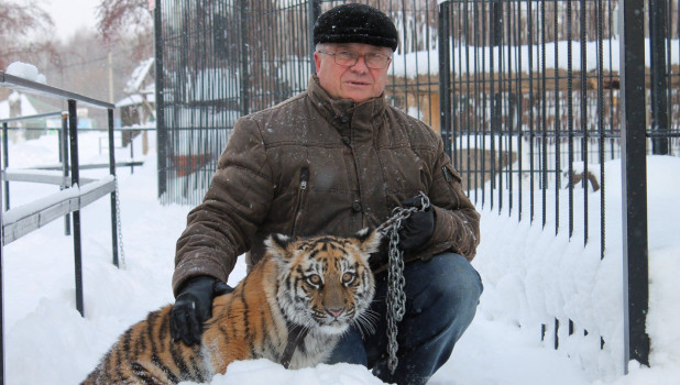 Директор барнаульского зоопарка Сергей Писарев.