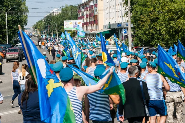 День десантника в Барнауле. 2 августа 2017 года.