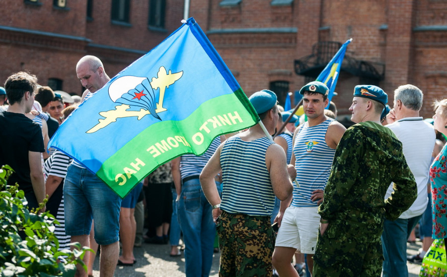 День десантника в Барнауле. 2 августа 2017 года.