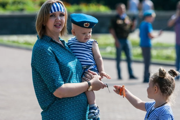 День десантника в Барнауле. 2 августа 2017 года.