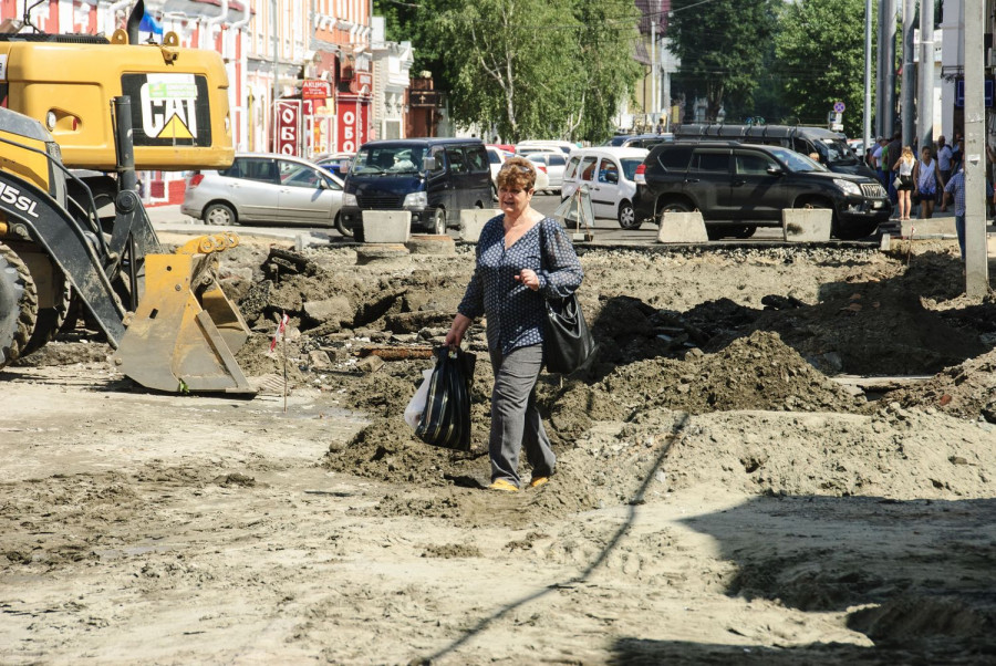 Ремонт улицы Льва Толстого в Барнауле. 3 августа 2017 года.