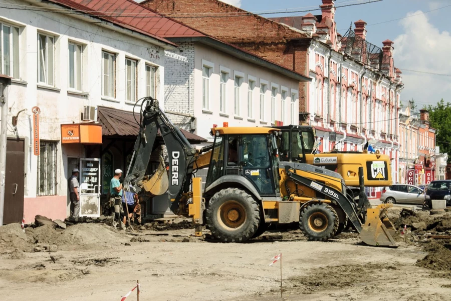 Ремонт улицы Льва Толстого в Барнауле. 3 августа 2017 года.