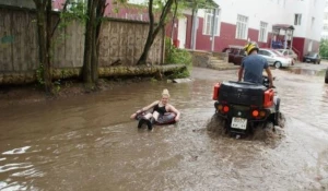 Удивительные девушки.