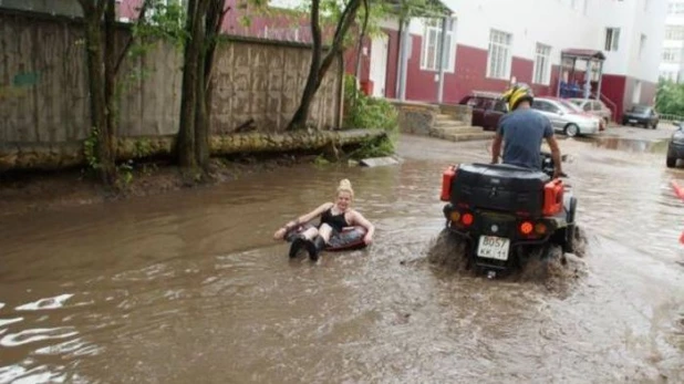 Удивительные девушки.