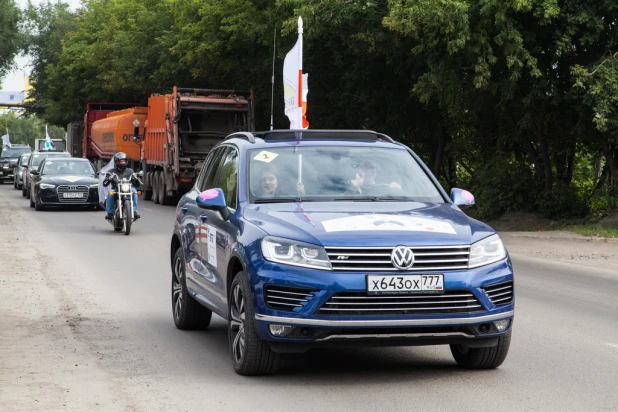 На Алтае три дня проходил автопробег "Дорогу молоку!" 