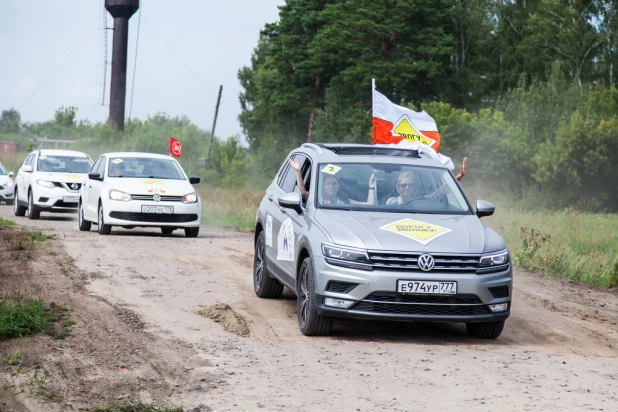 На Алтае три дня проходил автопробег "Дорогу молоку!" 