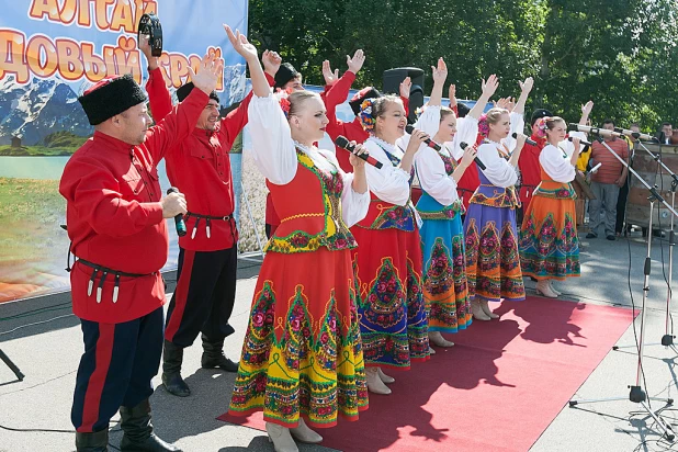 Ярмарка "Медовый Спас на Алтае" 2017.