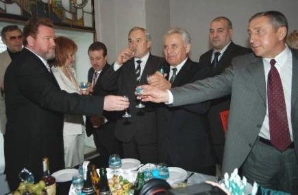 Губернатор Евдокимов: банкет после инаугурации.